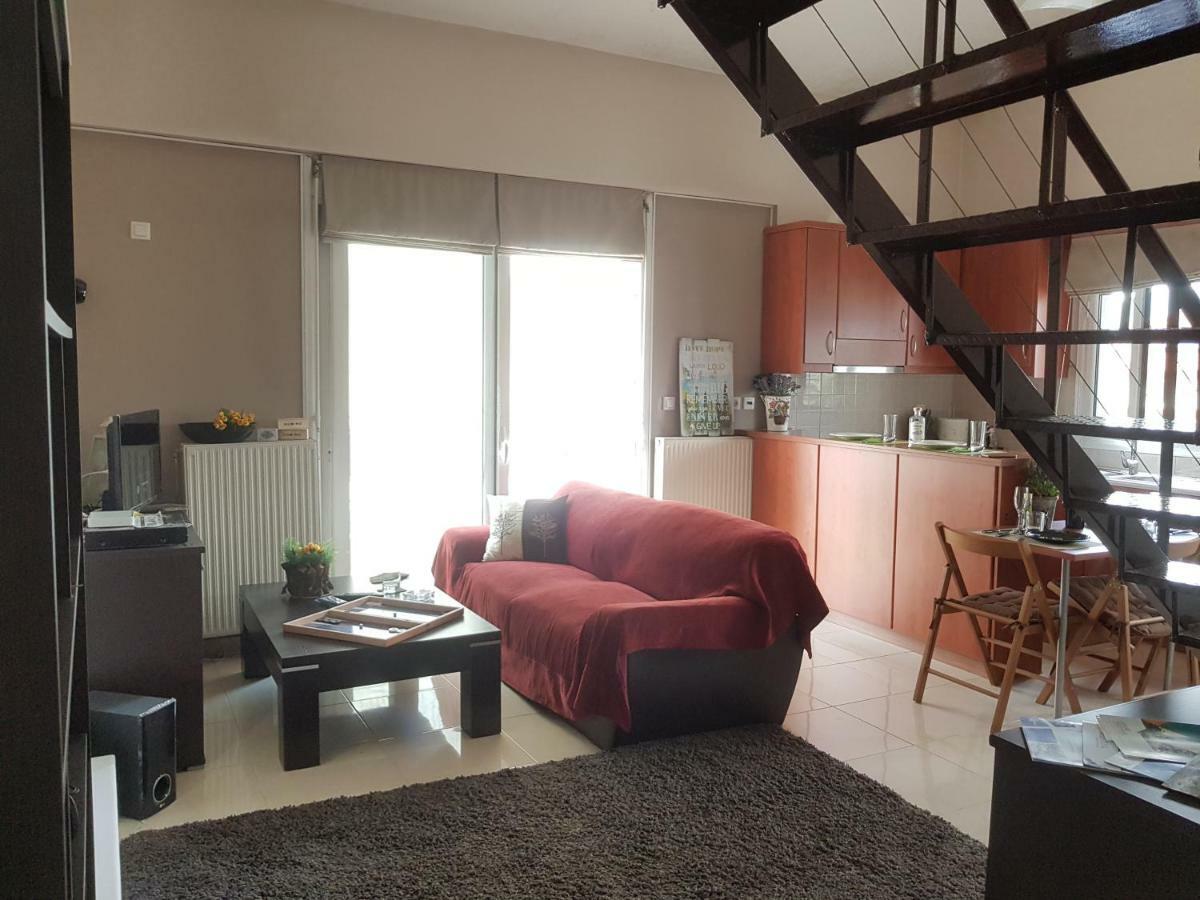 Seaside Apartment Каламата Екстериор снимка
