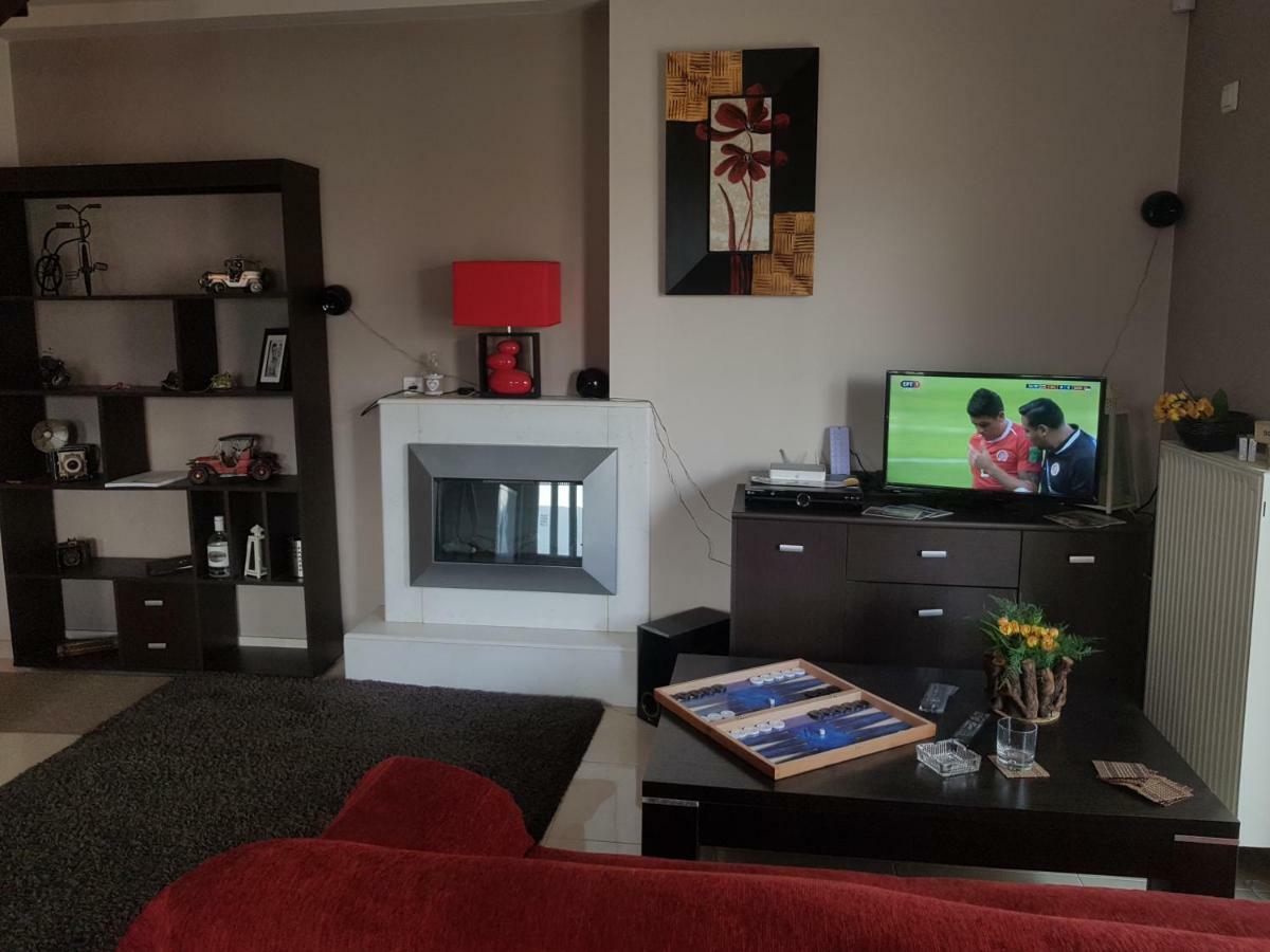 Seaside Apartment Каламата Екстериор снимка