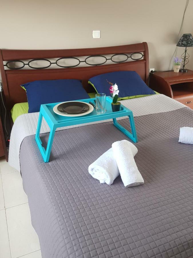 Seaside Apartment Каламата Екстериор снимка