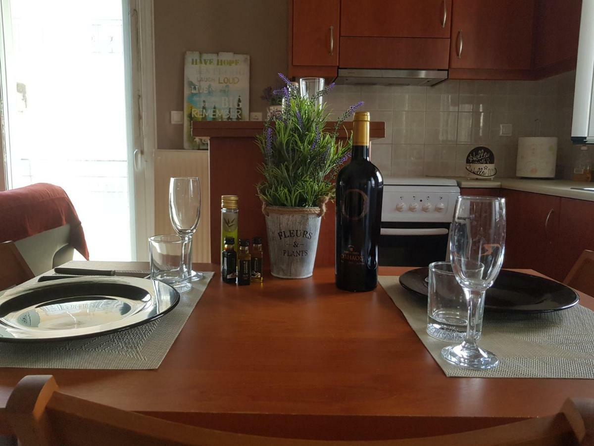 Seaside Apartment Каламата Екстериор снимка
